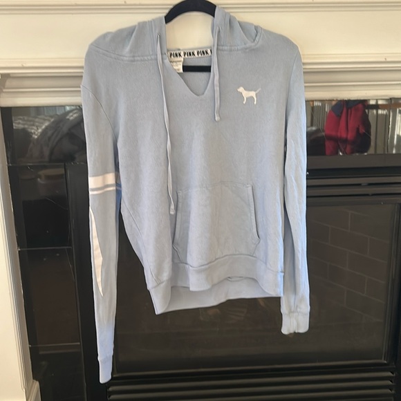 Victoria Secret PINK sweatshirt - Picture 1 of 3